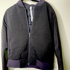 Reversible lululemon Jacket ✨🖤